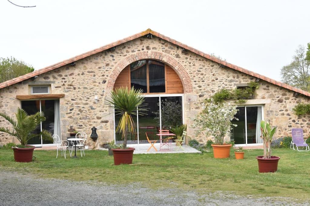 La Frapperie Bed & Breakfast La Pommeraie-sur-Sèvre Eksteriør bilde