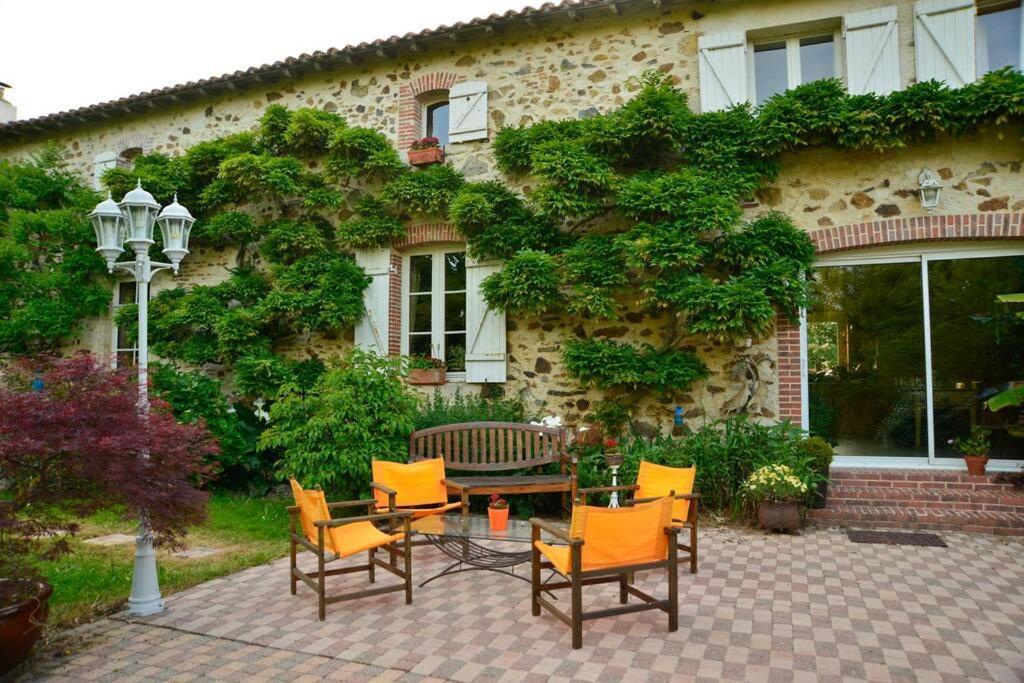 La Frapperie Bed & Breakfast La Pommeraie-sur-Sèvre Eksteriør bilde