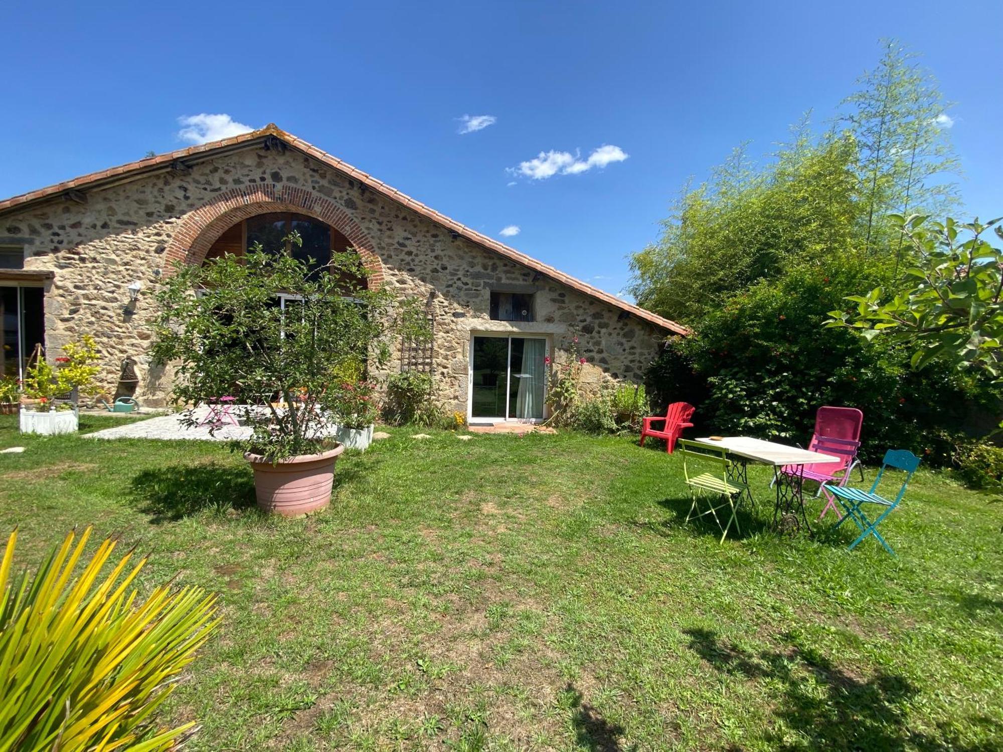 La Frapperie Bed & Breakfast La Pommeraie-sur-Sèvre Eksteriør bilde