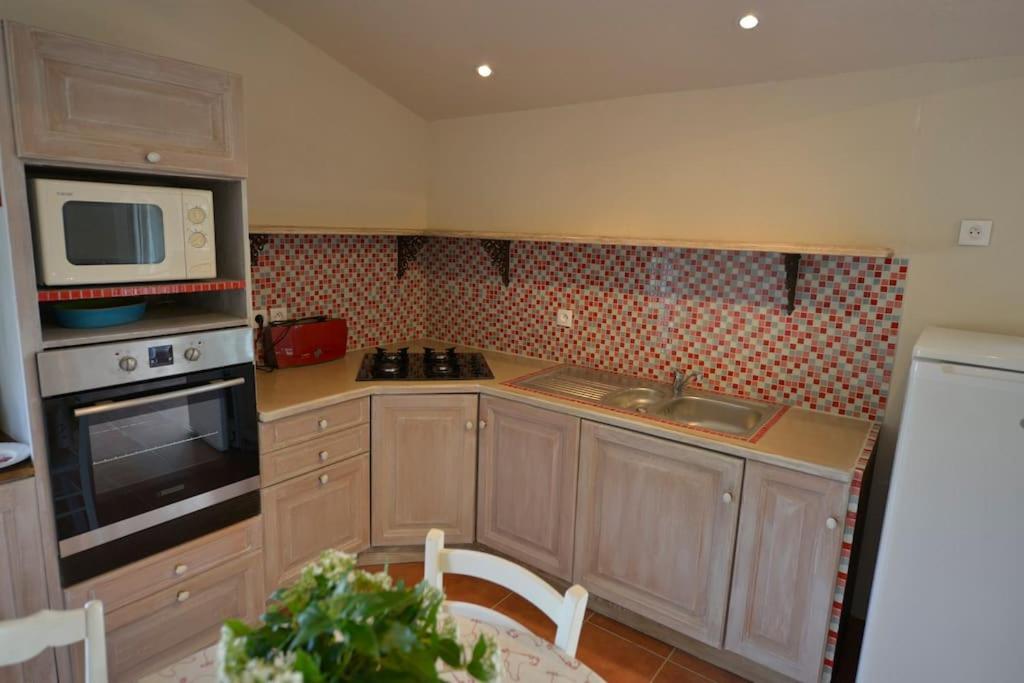 La Frapperie Bed & Breakfast La Pommeraie-sur-Sèvre Eksteriør bilde