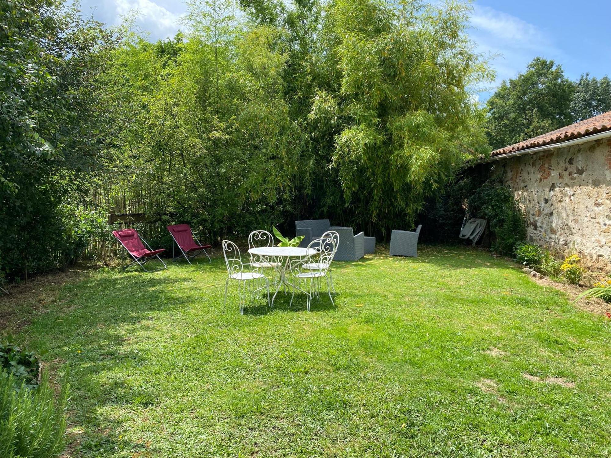 La Frapperie Bed & Breakfast La Pommeraie-sur-Sèvre Eksteriør bilde